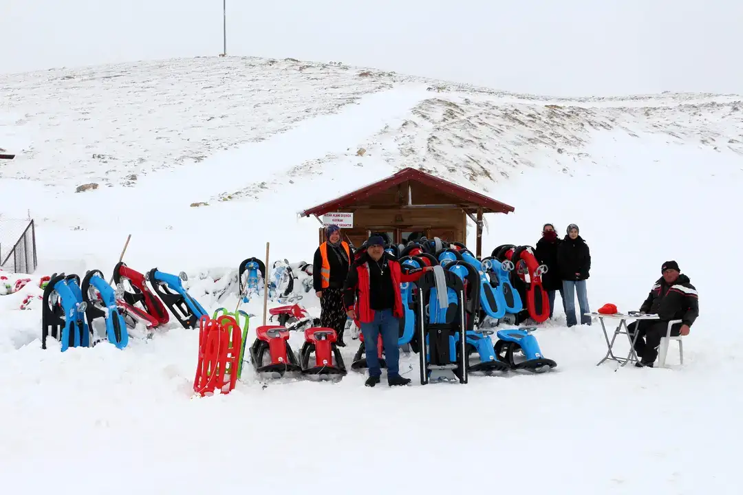Davraz Kayak Merkezi'ne 2 Haftada 100 Bin Ziyaretçi! 4